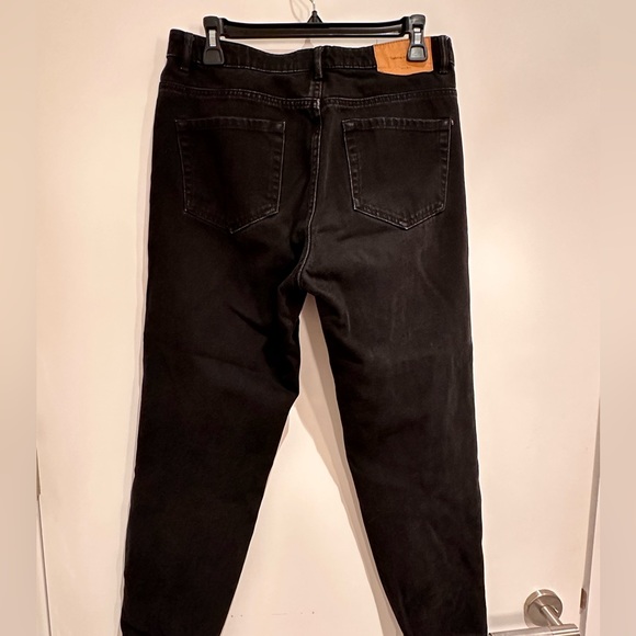 Zara Midrise Black Straight Leg Jeans (Womens 8) - Picture 3 of 4